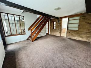 Lounge- click for photo gallery